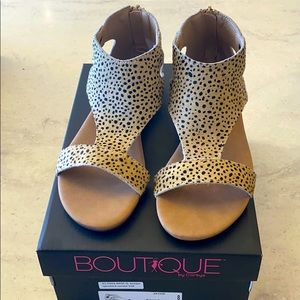 Boutique by Corkys brown speckled sandal NEW